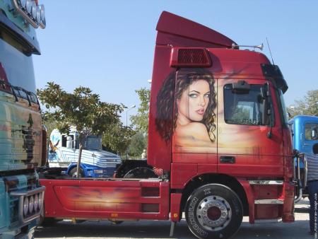 CAMION